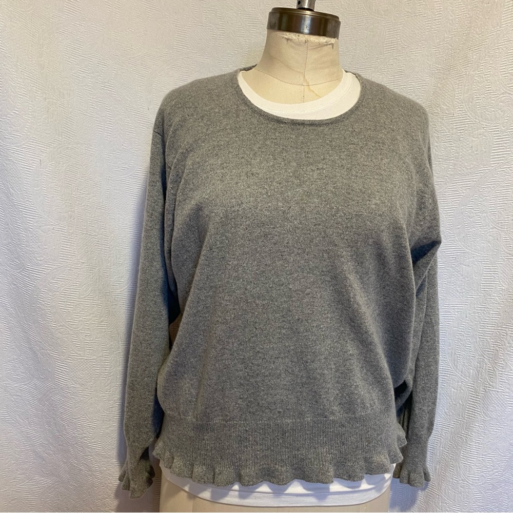 Pure cashmere M/L crewneck sweater heather grey.